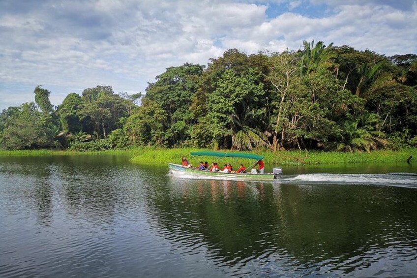 Gatun lake boat ride 2