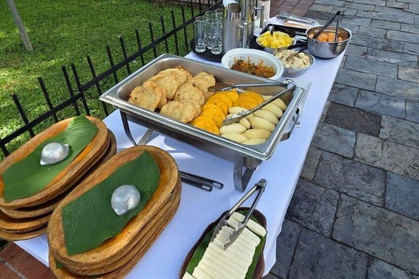Panama Canal Boat Safari with Casco Viejo Brunch NO EXTRA FEES! 4