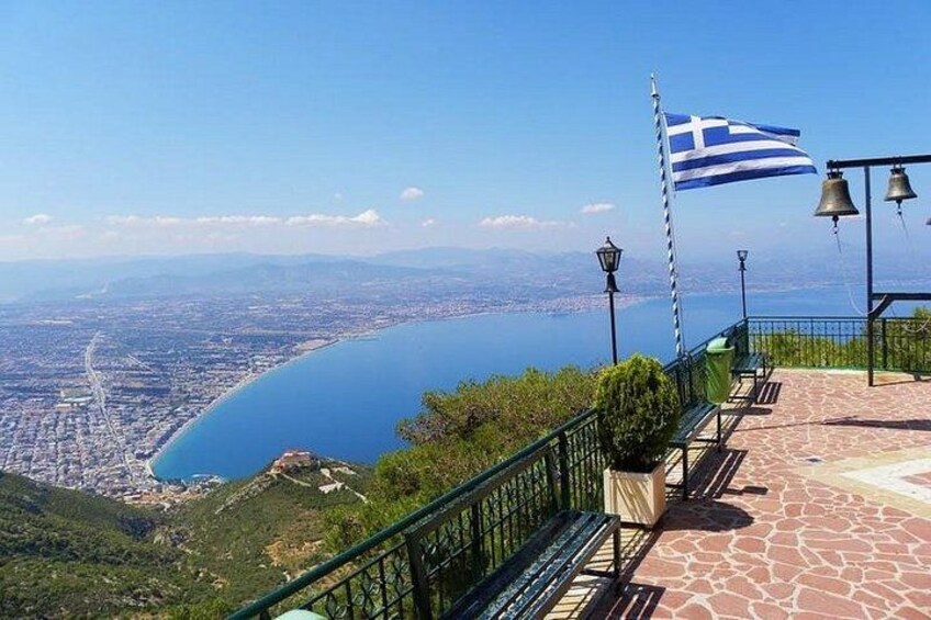Explore Loutraki & Lake Vouliagmeni: Nature and Relaxation 4
