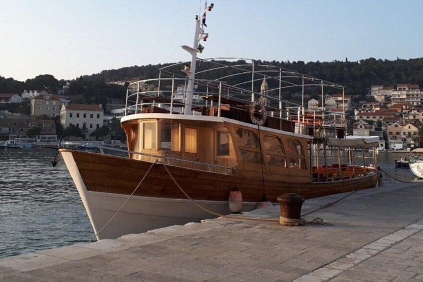 Boat Bobara 2