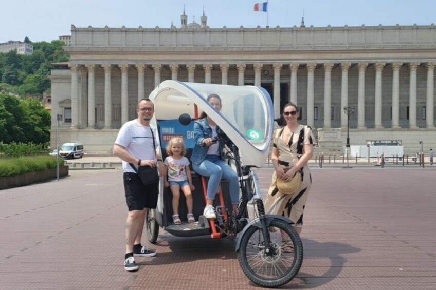 1 or 2-Hour Pedicab tour of Lyon 2