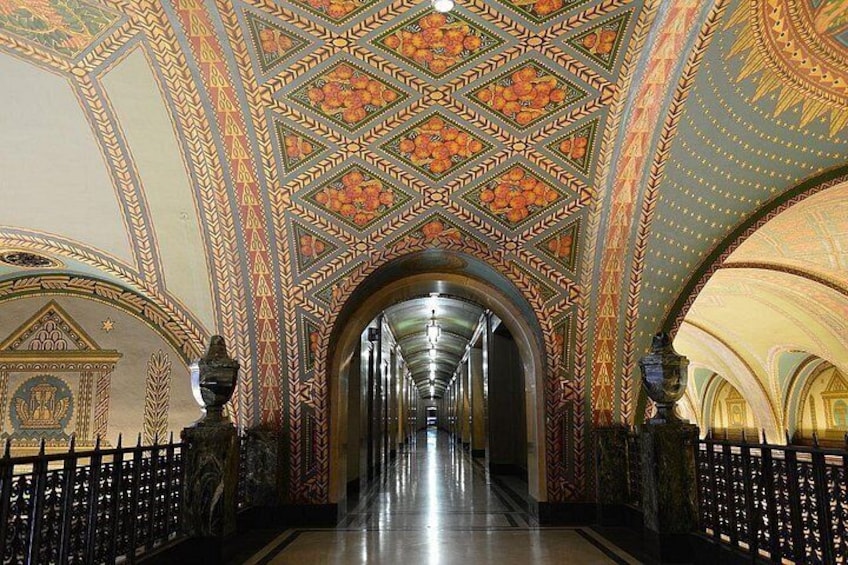 Best Detroit Architecture Walking Tour: Inside Access & Landmarks 2