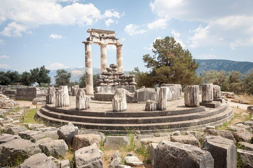 The Temple of Athena Pronaia 1