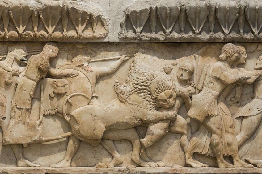 A roman facade monument 2