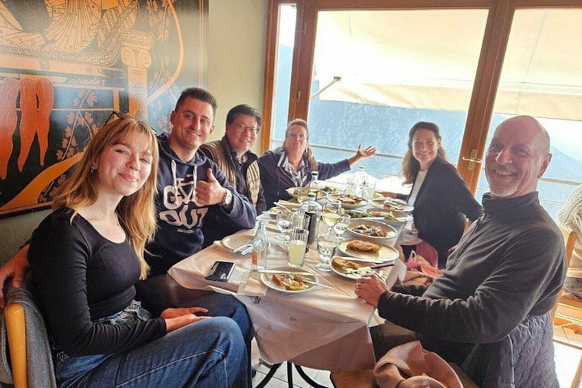 Our tour hosts having lunch together with our guests 2