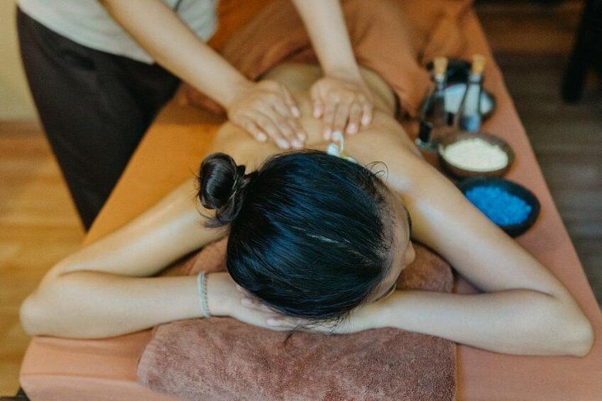 Bali Luxury Spa package Massage flower Bath 3