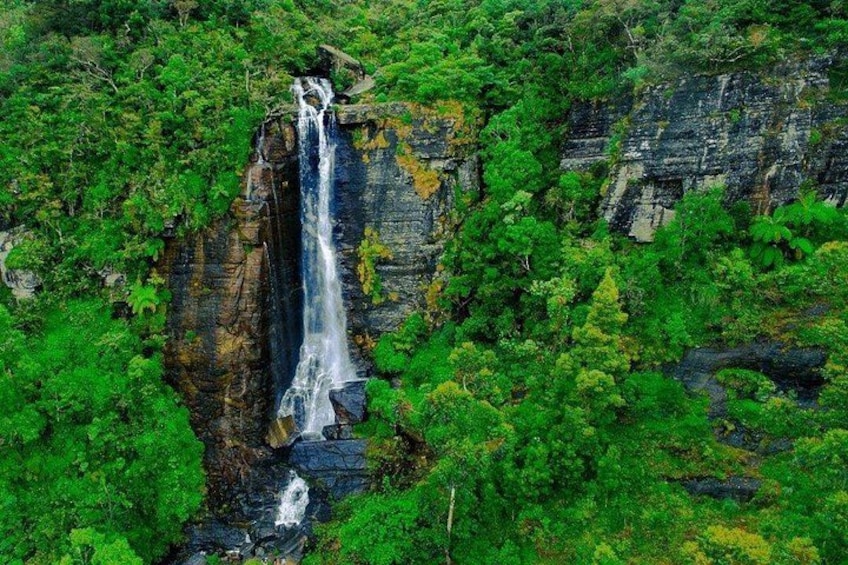 Nuwara Eliya Water Falls Hunting & Sightseeing With Holiday Walkers Sri Lanka 3