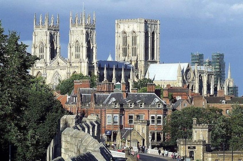 Hello York! Private Walking Tour 2