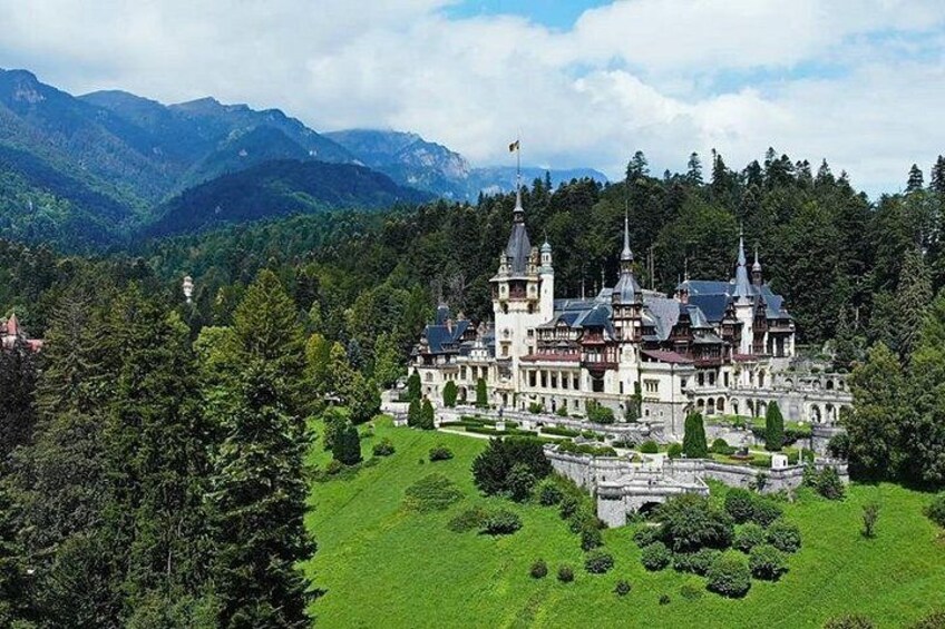Dracula's Castle, Peles Castle and Brasov - Private Day Trip from Bucharest 1
