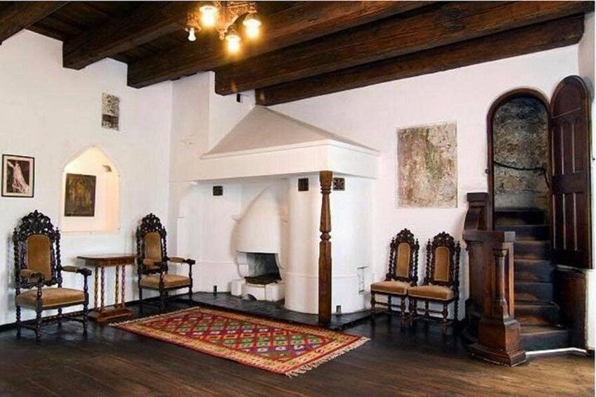 Dracula's Castle, Peles Castle and Brasov - Private Day Trip from Bucharest 2