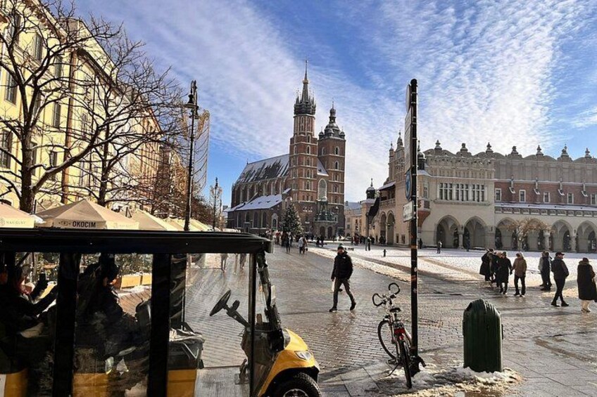 Krakow: Private Guided City Tour by Golf Buggy (with pick-up) 5