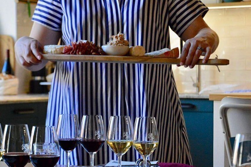 Lyon Wine Tasting: Small-Group Blind Tasting with a Sommelier 2