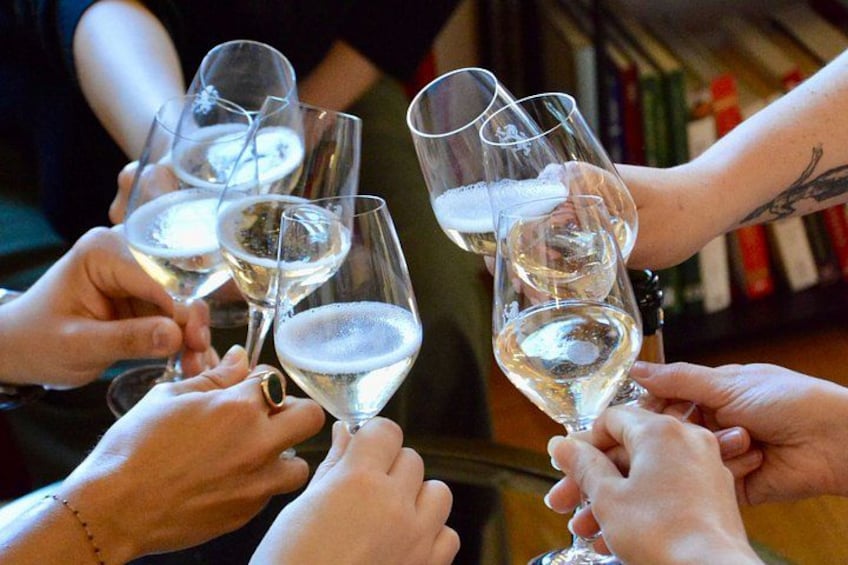 Lyon Wine Tasting: Small-Group Blind Tasting with a Sommelier 3