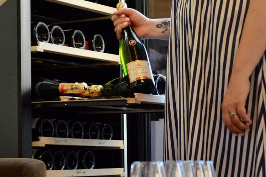 Lyon Wine Tasting: Small-Group Blind Tasting with a Sommelier 2