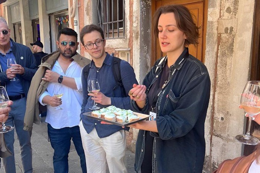 Eat Like a Local: Venice 3-Hour Small-Group Food Tasting Tour 2