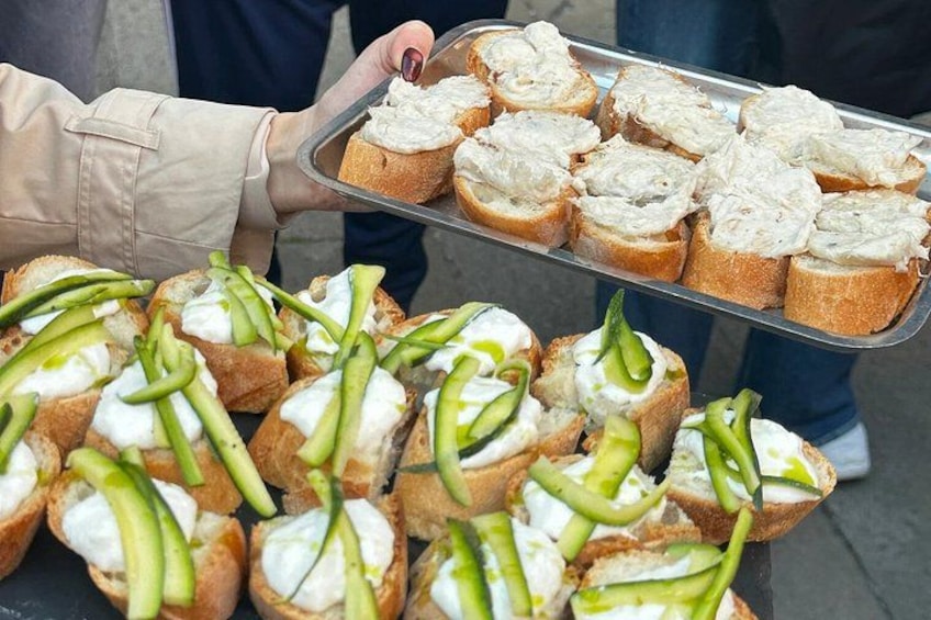 Eat Like a Local: Venice 3-Hour Small-Group Food Tasting Tour 4