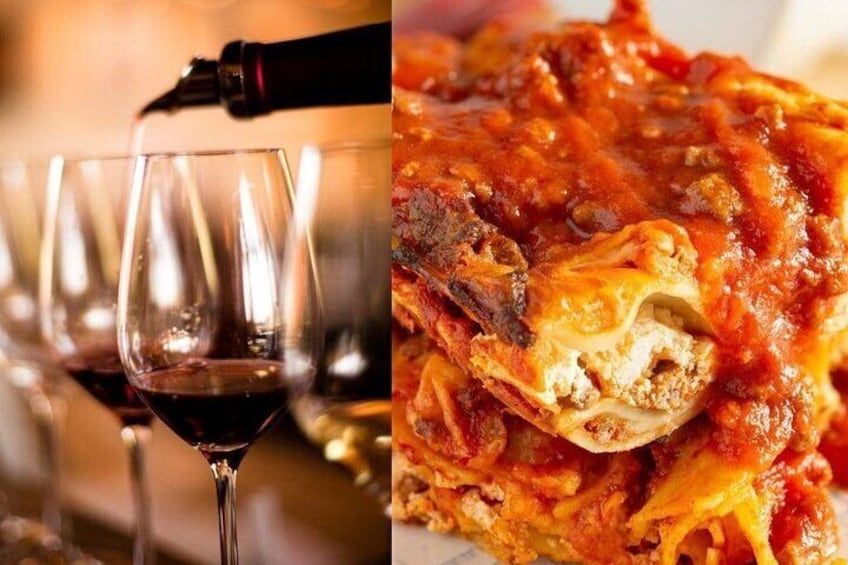 Une bouteille de vin dont on verse le contenu dans un verre, et une assiette de lasagnes. 4