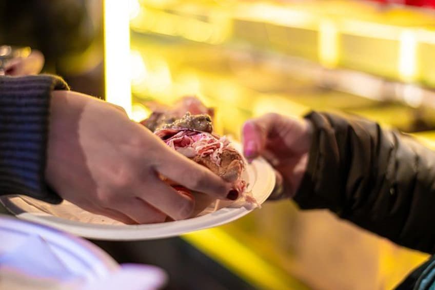 Eat, Drink, Repeat: Venice Food Tour with 10 Tastings and 6 Wines 2