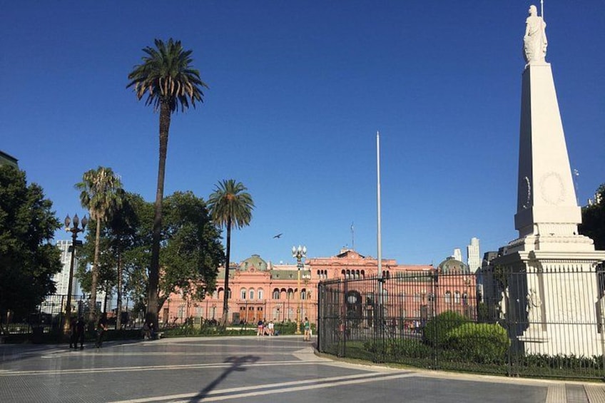 Plaza de Mayo and the Casa Rosada 1