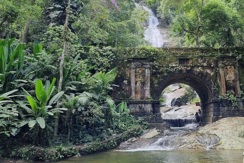 Taunay Waterfall, ideal for photos and relaxing 5