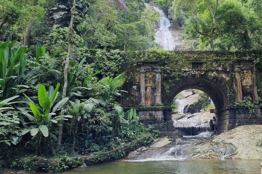 Taunay Waterfall, ideal for photos and relaxing 1