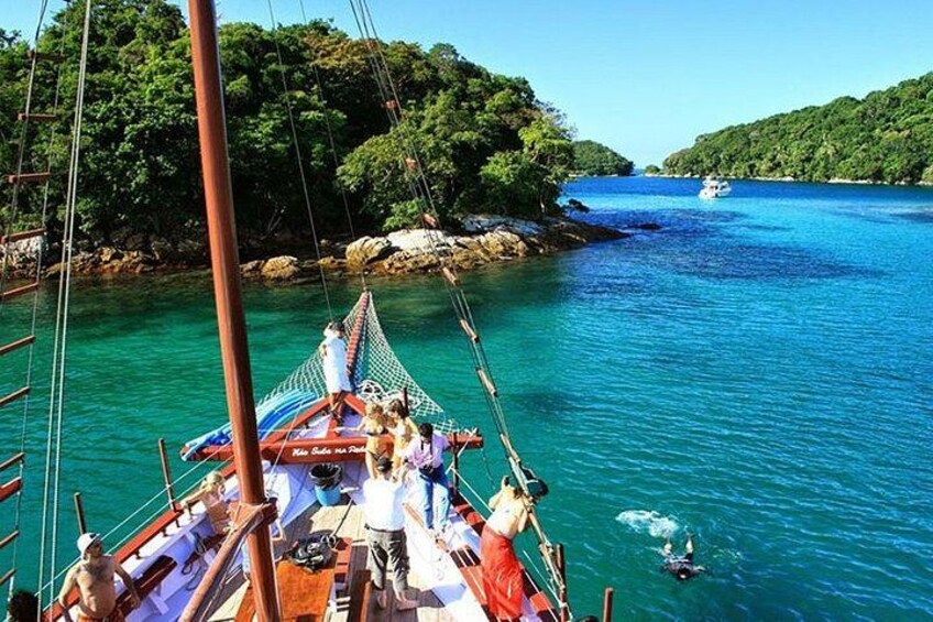 Boat Tour - Ilha Grande Rio de Janeiro - Nattrip 2