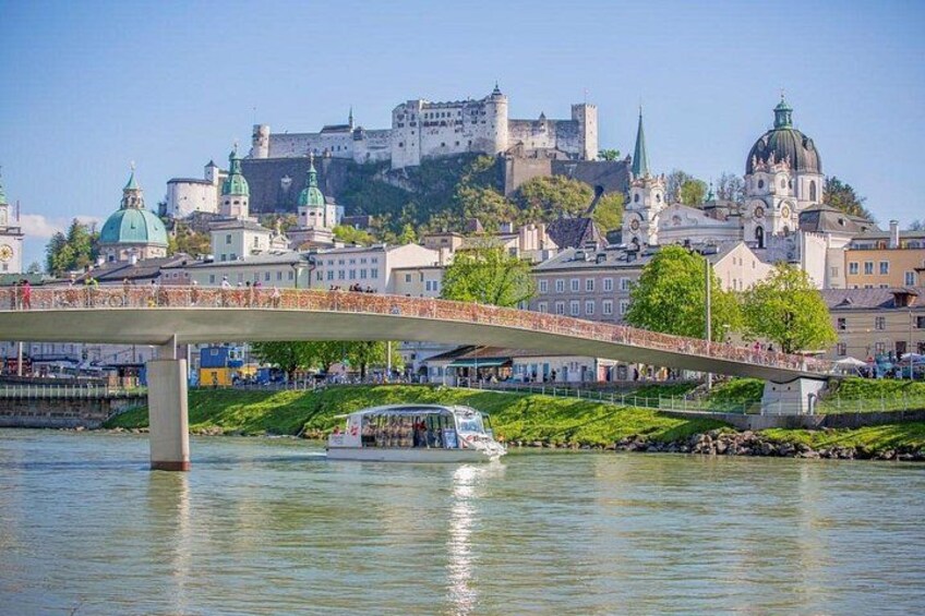 Salzburg Sightseeing City Cruise on Salzach River 4