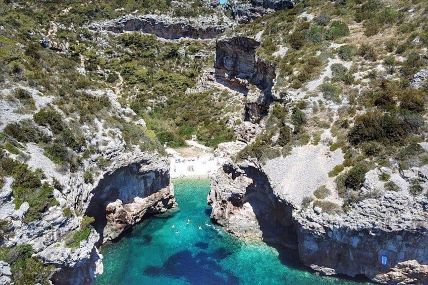 Stiniva bay 1