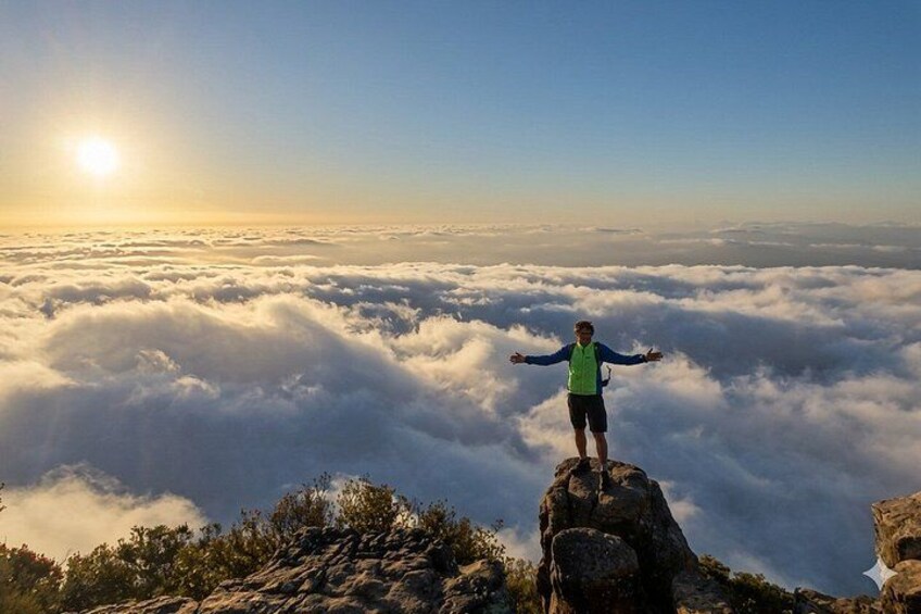 Cape Town: Lion's Head Hike Sunrise coffee/tea or Sunset 5