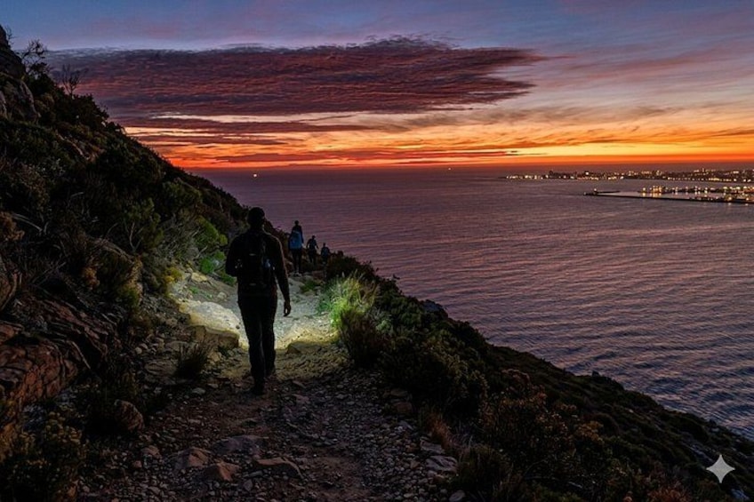 Cape Town: Lion's Head Hike Sunrise coffee/tea or Sunset 2