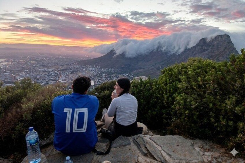 Cape Town: Lion's Head Hike Sunrise coffee/tea or Sunset 2