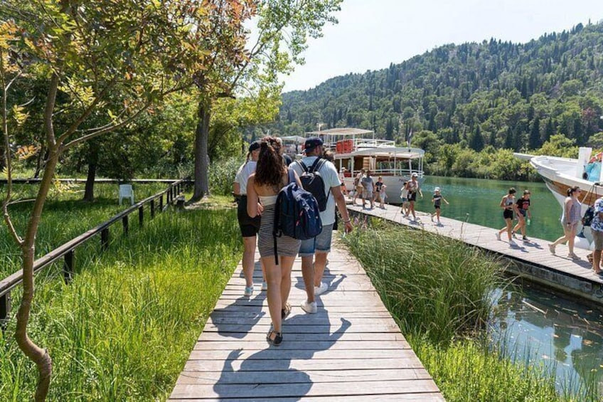 Private Krka Waterfalls tour with 30min Boat Cruse 2
