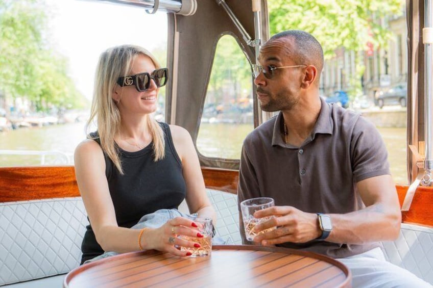 Amsterdam Small-Group Canal Cruise Including Snacks and Drinks 2