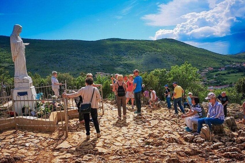 Dubrovnik to Medjugorje & Kravice - Day Trip with Luxury Vehicle 3