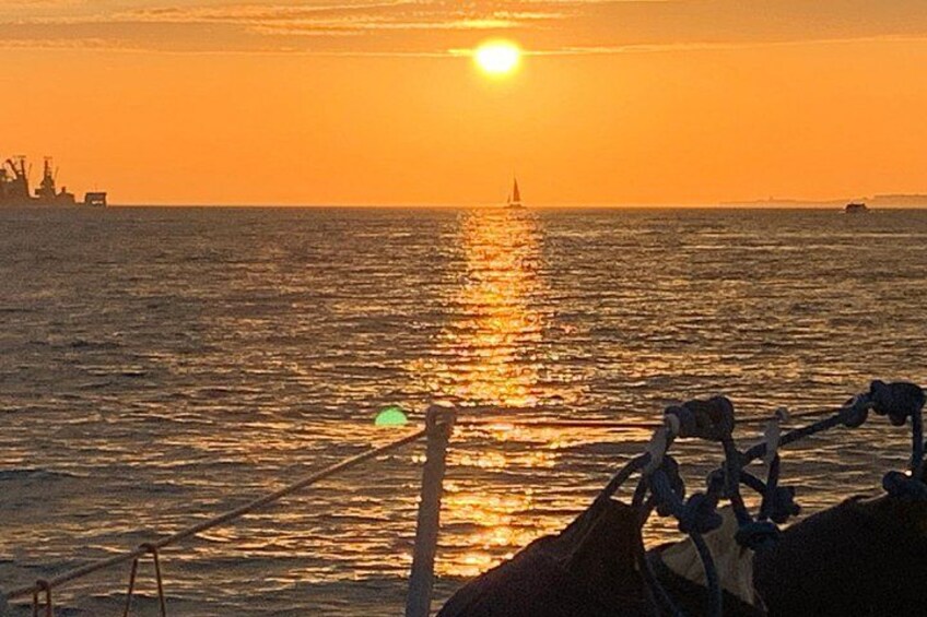 2 Hour Lisbon Sunset and Wine Sailing Tour 3