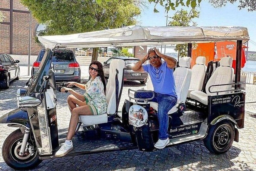 True 4Hour Private Tuk Tuk Tour: Discover Lisbon with a Local! 2