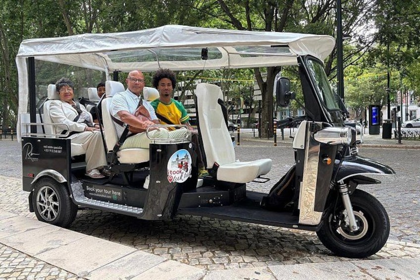 True 4Hour Private Tuk Tuk Tour: Discover Lisbon with a Local! 4