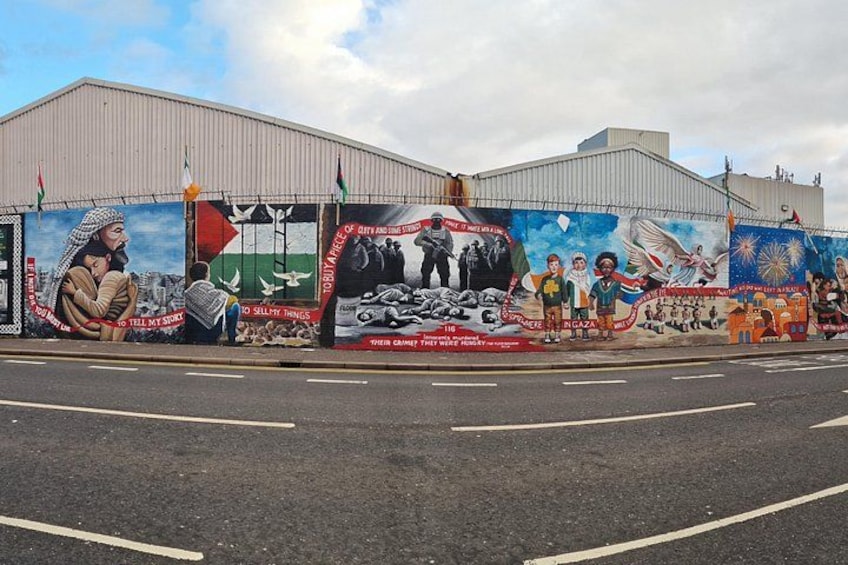 Famous 1.5 hour Belfast Murals Tour 3