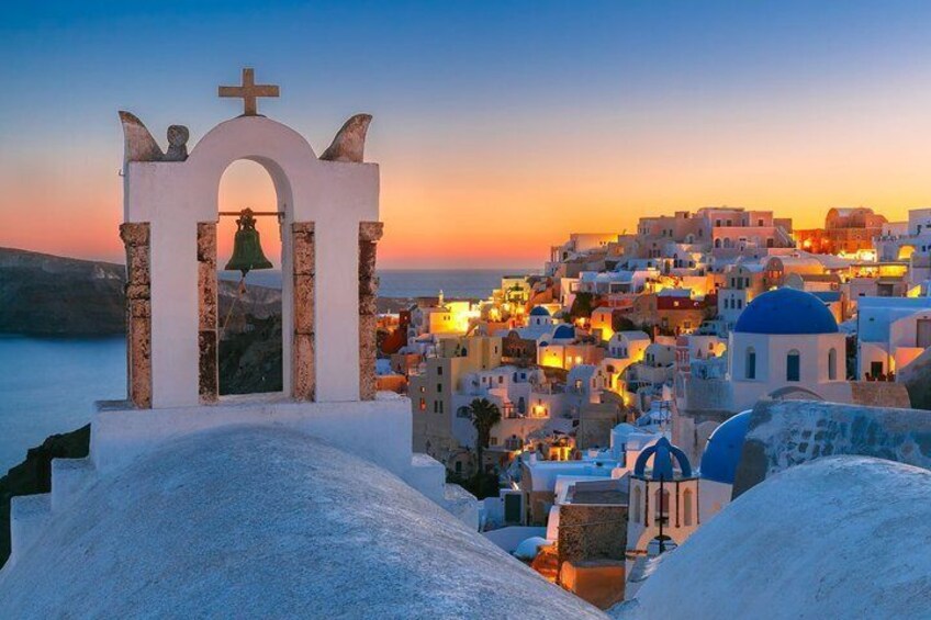 Oia Water Transfer Experience: Cruise One Way, Drive Back to Fira 2