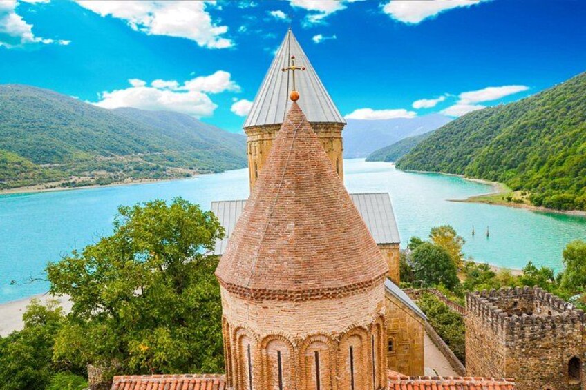 Ananuri Fortress 3