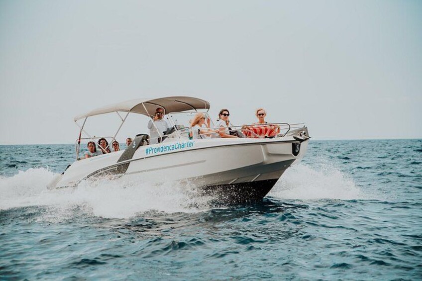 Flyer 7.7 - or similar boat - Providenca experience 2