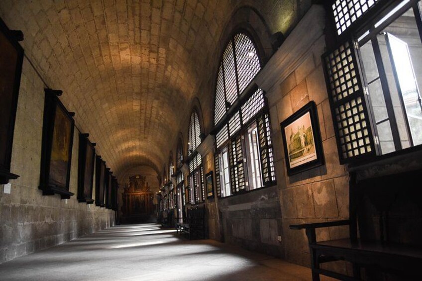 Wander the halls 3