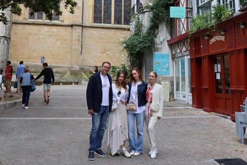 Private French Basque Tour: Biarritz, Bayonne & Chocolate 2
