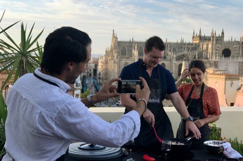 Seville: Rooftop Paella Cooking Class with Cathedral Views 4