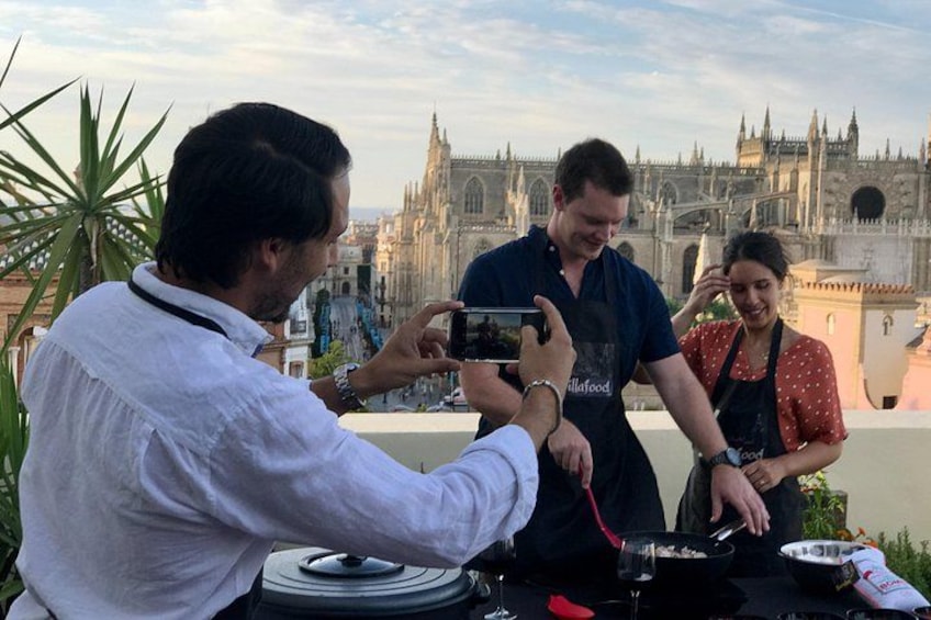 Seville: Small Group Rooftop Paella Class with Sangria Pairing 4