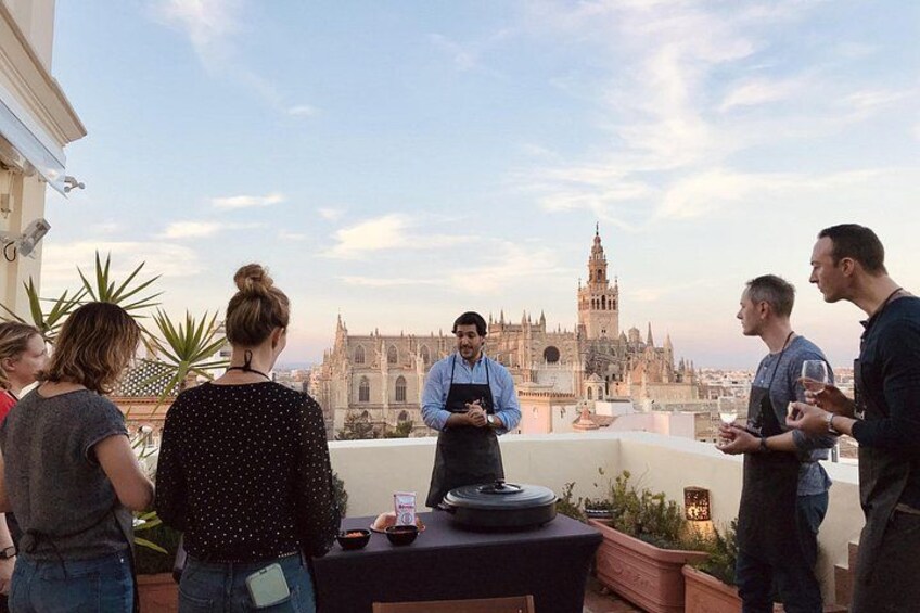 Getting ready for paella cooking class 1