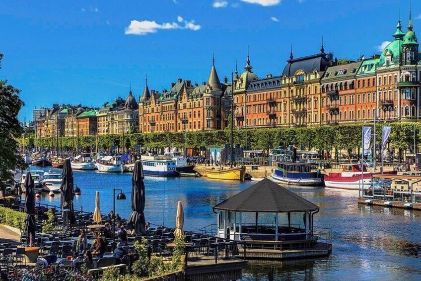 Stockholm PRIVATE GUIDED City Tour + Drottningholm Palace by VIP car 