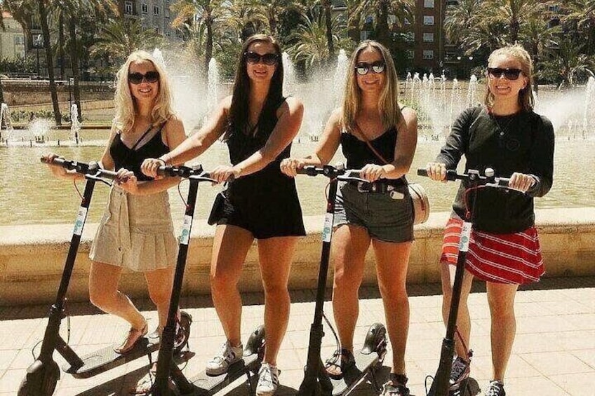 E-scooter City of Arts and Sciences Private Tour 3