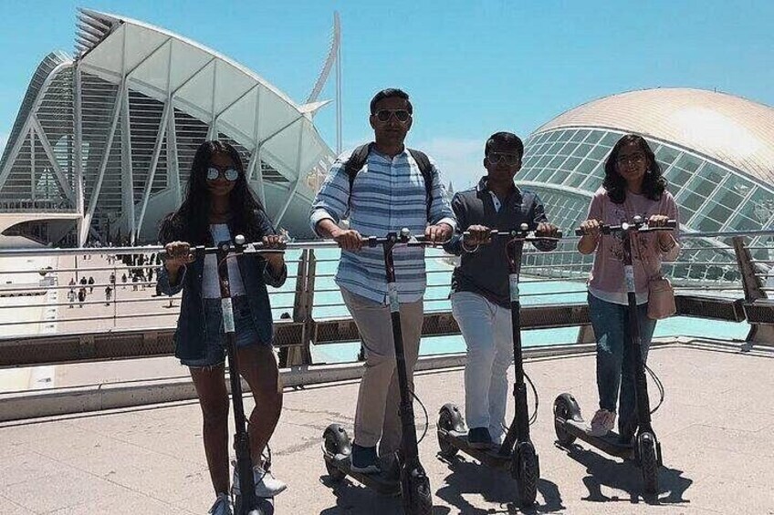 E-scooter City of Arts and Sciences Private Tour 2