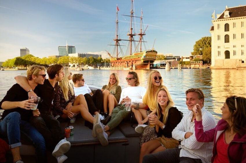 Amsterdam All-Inclusive 90-Minutes Canal Cruise by Captain Jack 3